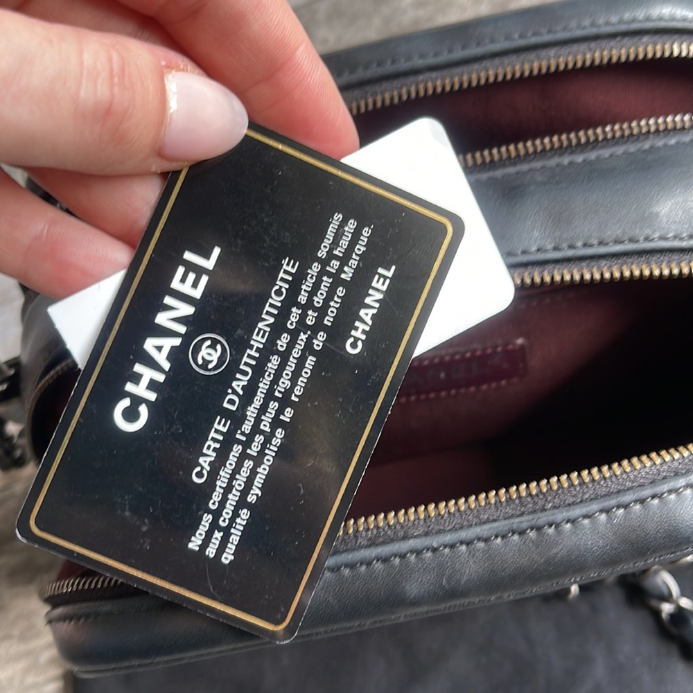 Chanel camera case - Picture 10 of 13